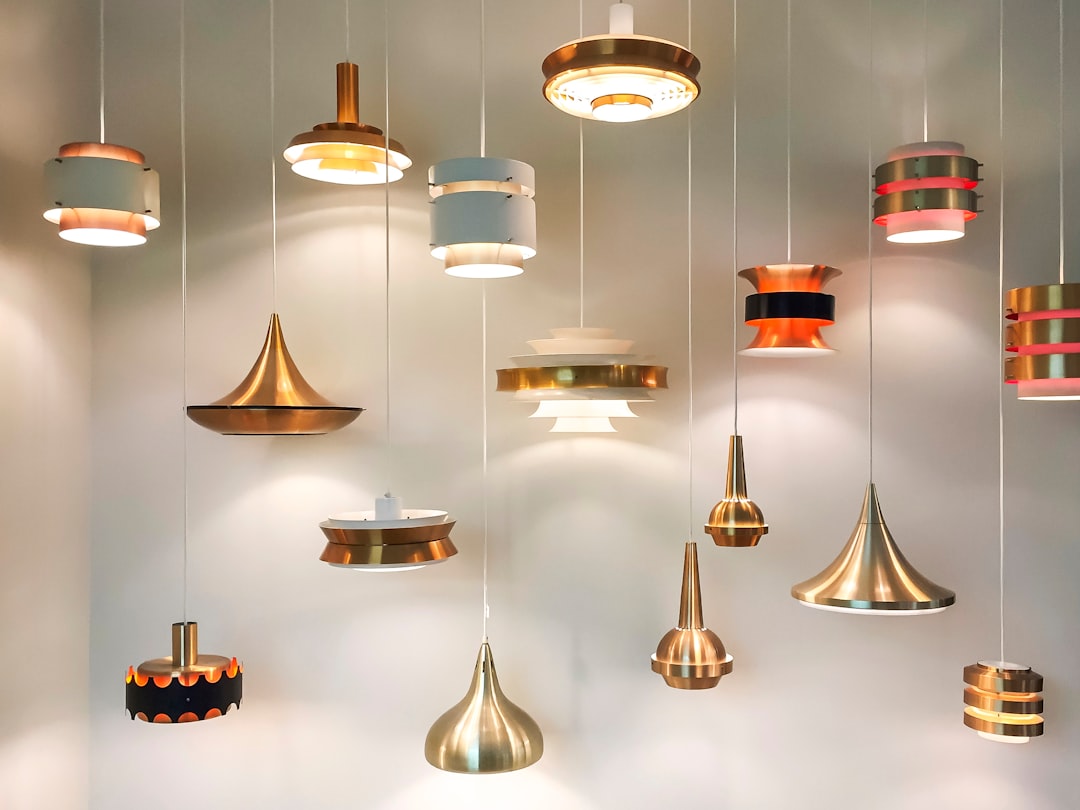 Common Exhibition Stand Lighting Mistakes (and How to Fix Them Before Build Day)