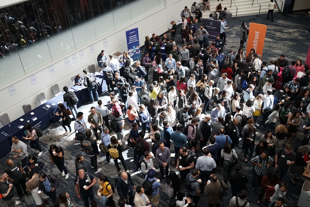Ethical Competitive Intelligence at Trade Fairs: SCIP-Compliant Practices
